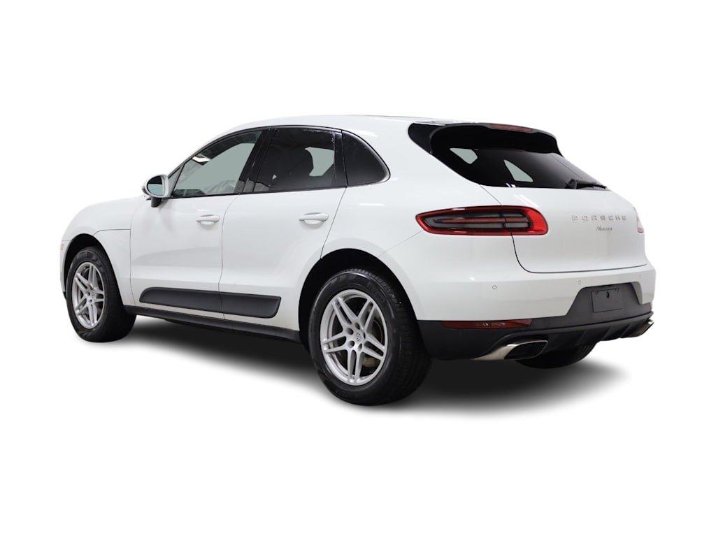 Thumbnail: 2017 Porsche Macan - 4