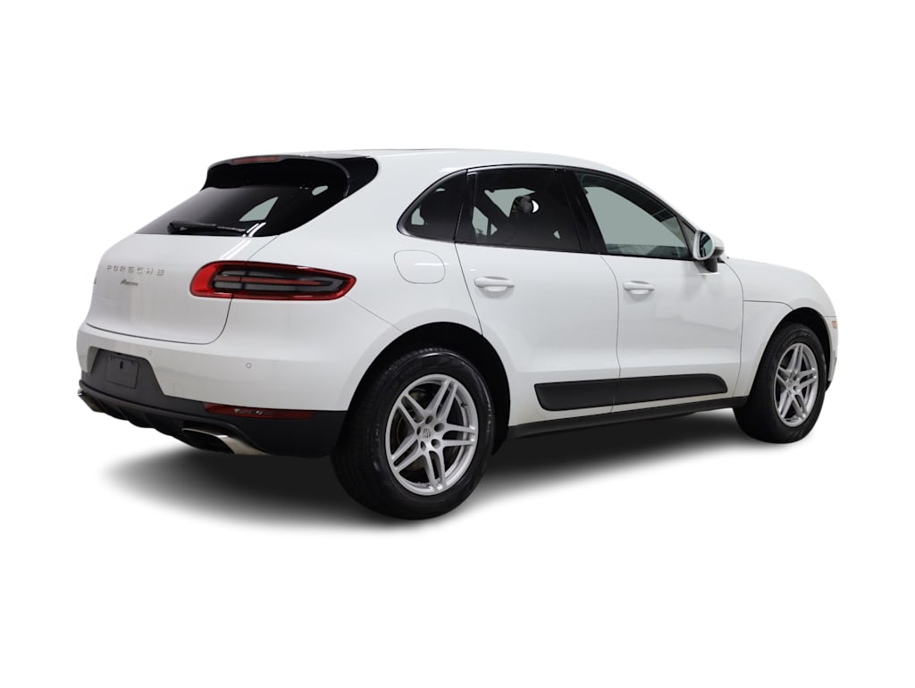Thumbnail: 2017 Porsche Macan - 21