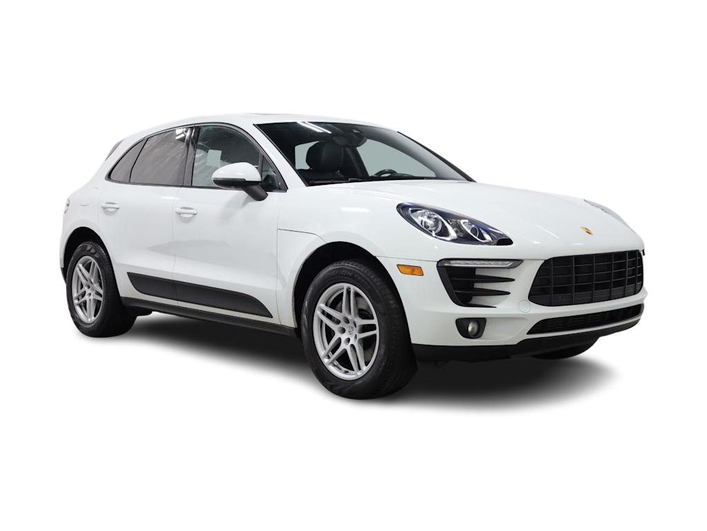 Thumbnail: 2017 Porsche Macan - 24