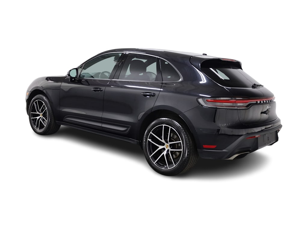 Thumbnail: 2022 Porsche Macan - 4