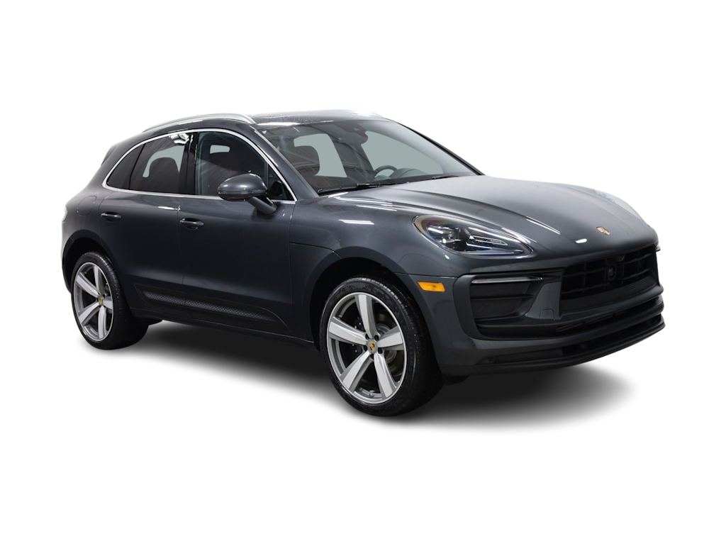 Thumbnail: 2026 Porsche Macan - 24