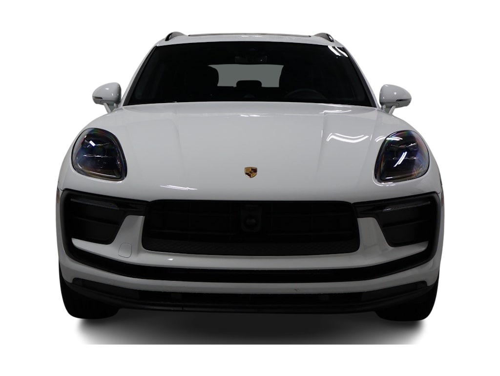 Thumbnail: 2026 Porsche Macan - 6