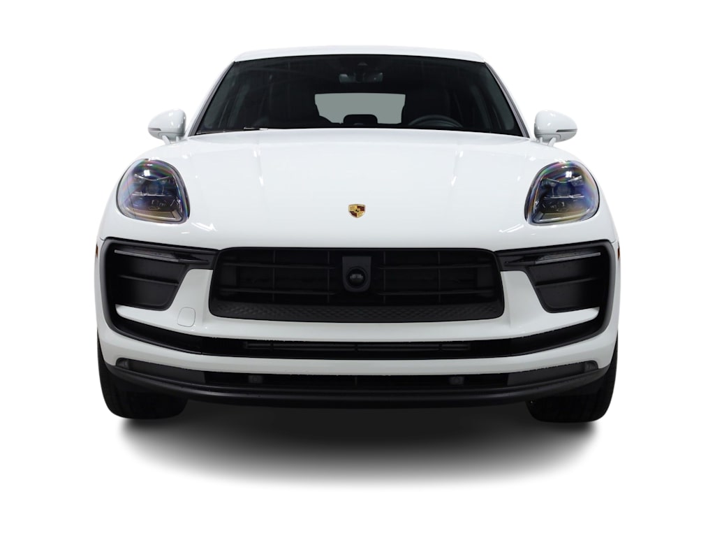 Thumbnail: 2026 Porsche Macan - 6