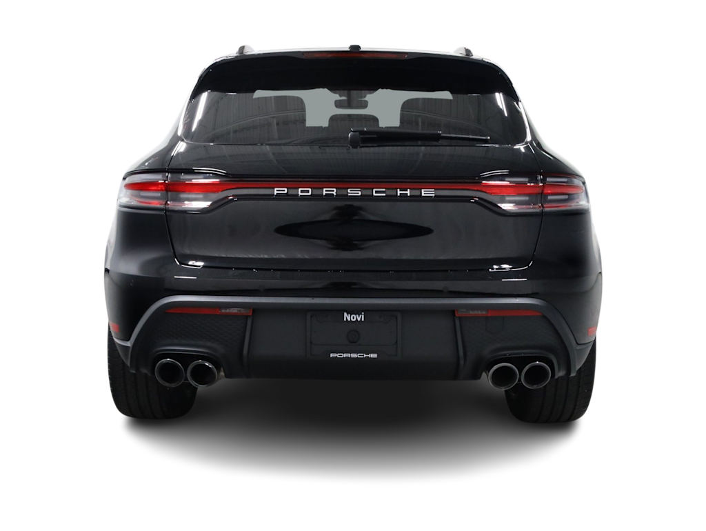 Thumbnail: 2026 Porsche Macan - 5