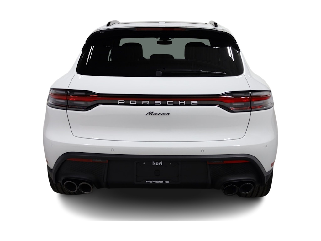 Thumbnail: 2026 Porsche Macan - 5