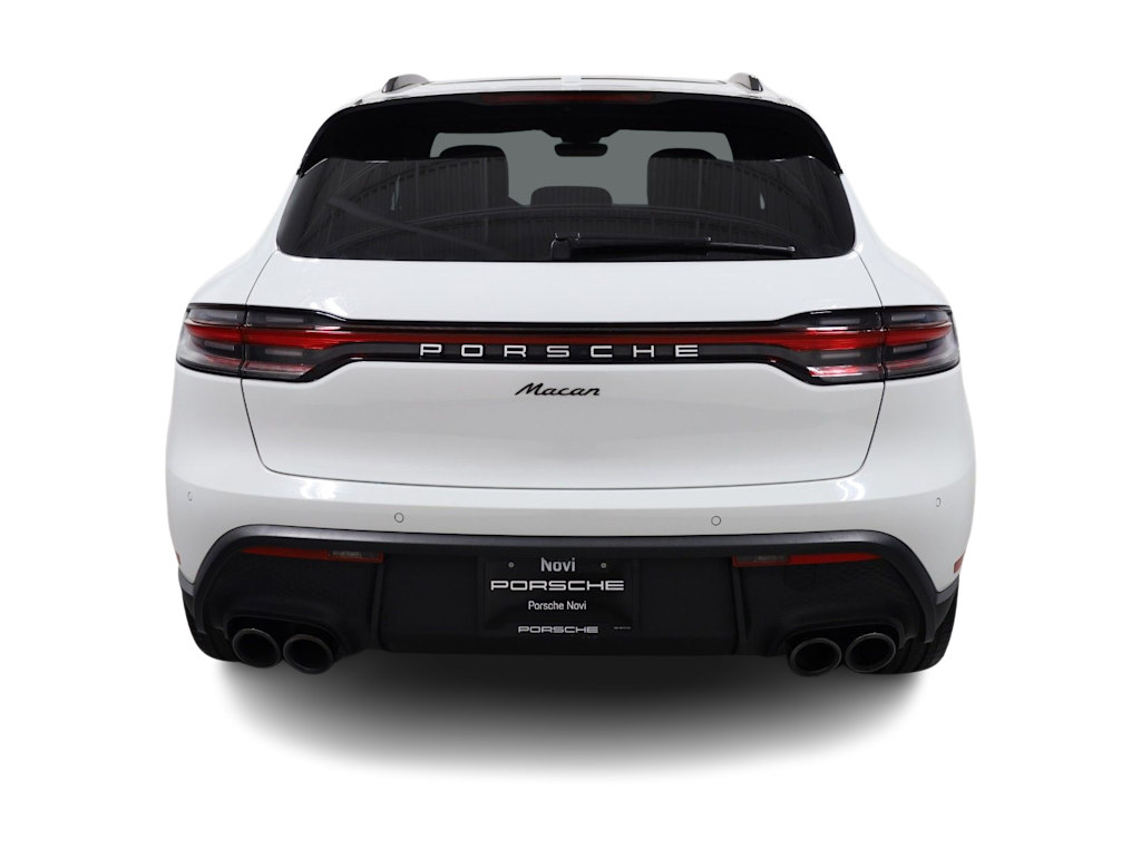 Thumbnail: 2026 Porsche Macan - 5