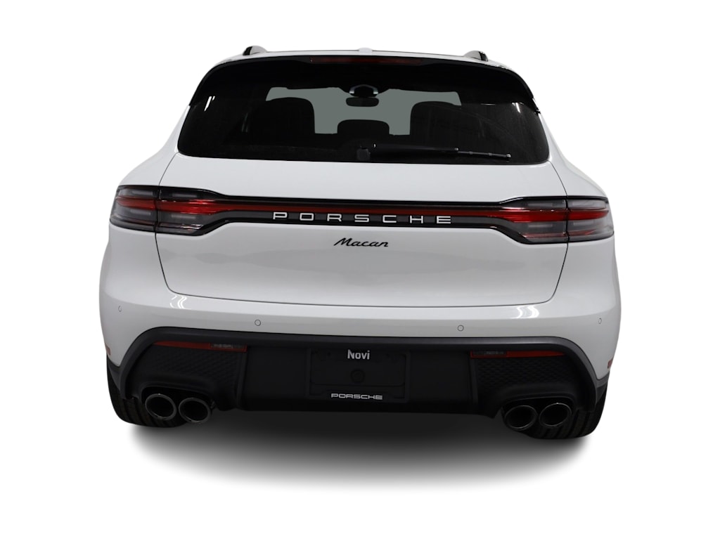 Thumbnail: 2026 Porsche Macan - 5