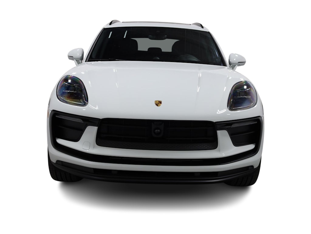 Thumbnail: 2026 Porsche Macan - 6