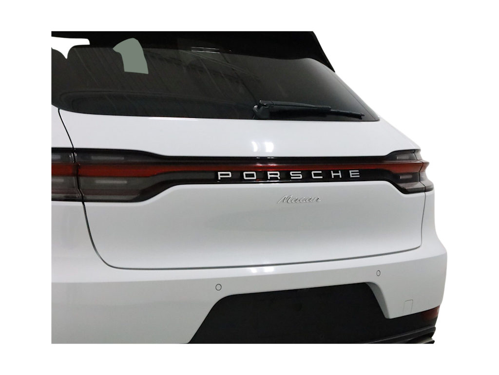 Thumbnail: 2020 Porsche Macan - 21