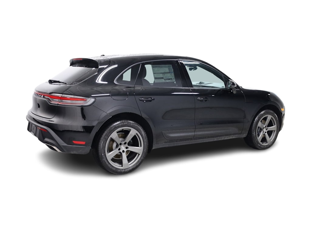 Thumbnail: 2026 Porsche Macan - 22