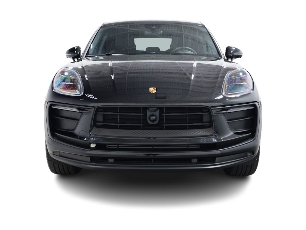Thumbnail: 2026 Porsche Macan - 24