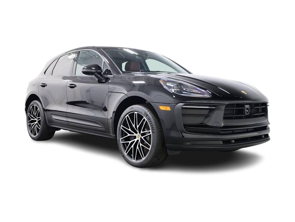 Thumbnail: 2026 Porsche Macan - 23