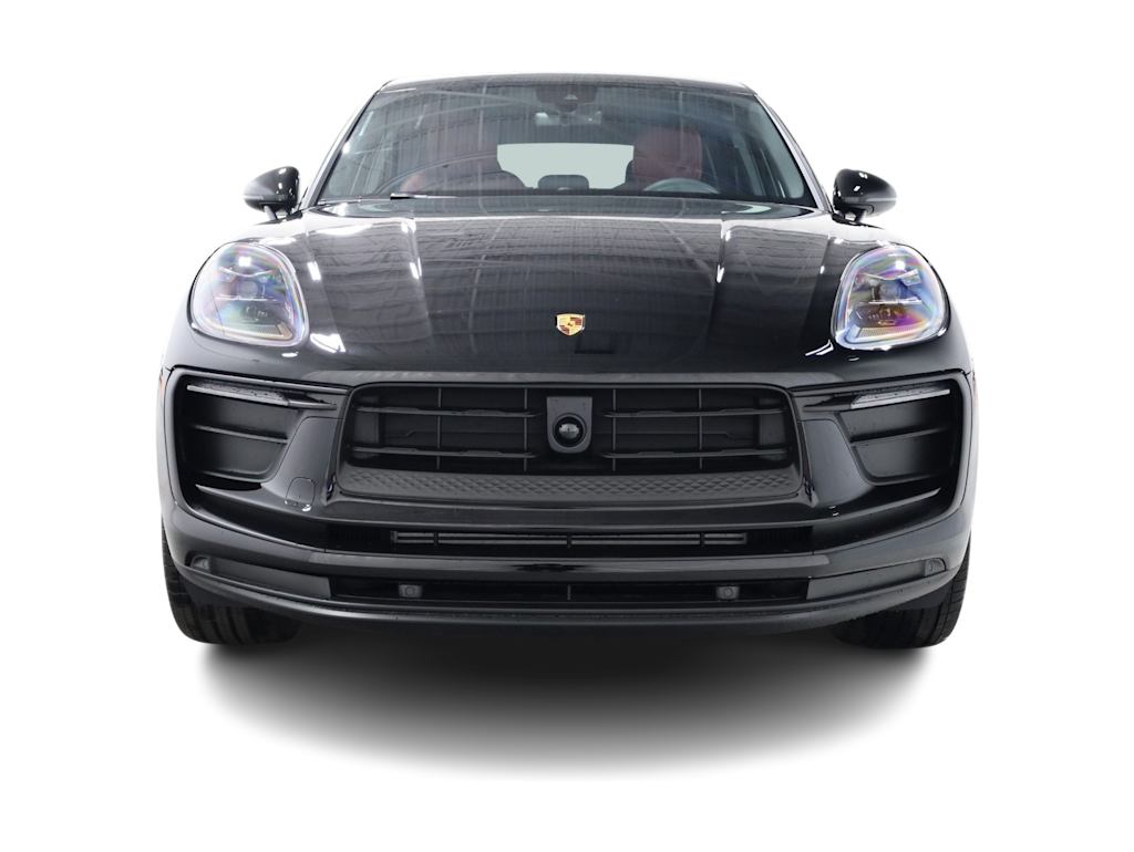 Thumbnail: 2026 Porsche Macan - 24