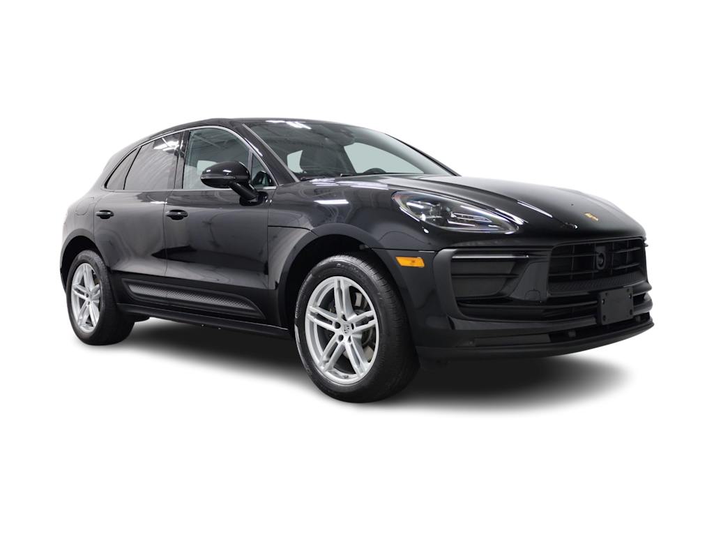 Thumbnail: 2024 Porsche Macan - 23