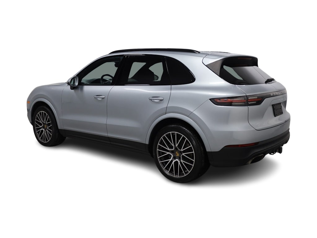Thumbnail: 2021 Porsche Cayenne - 4