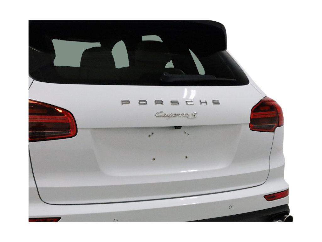 Thumbnail: 2015 Porsche Cayenne - 20