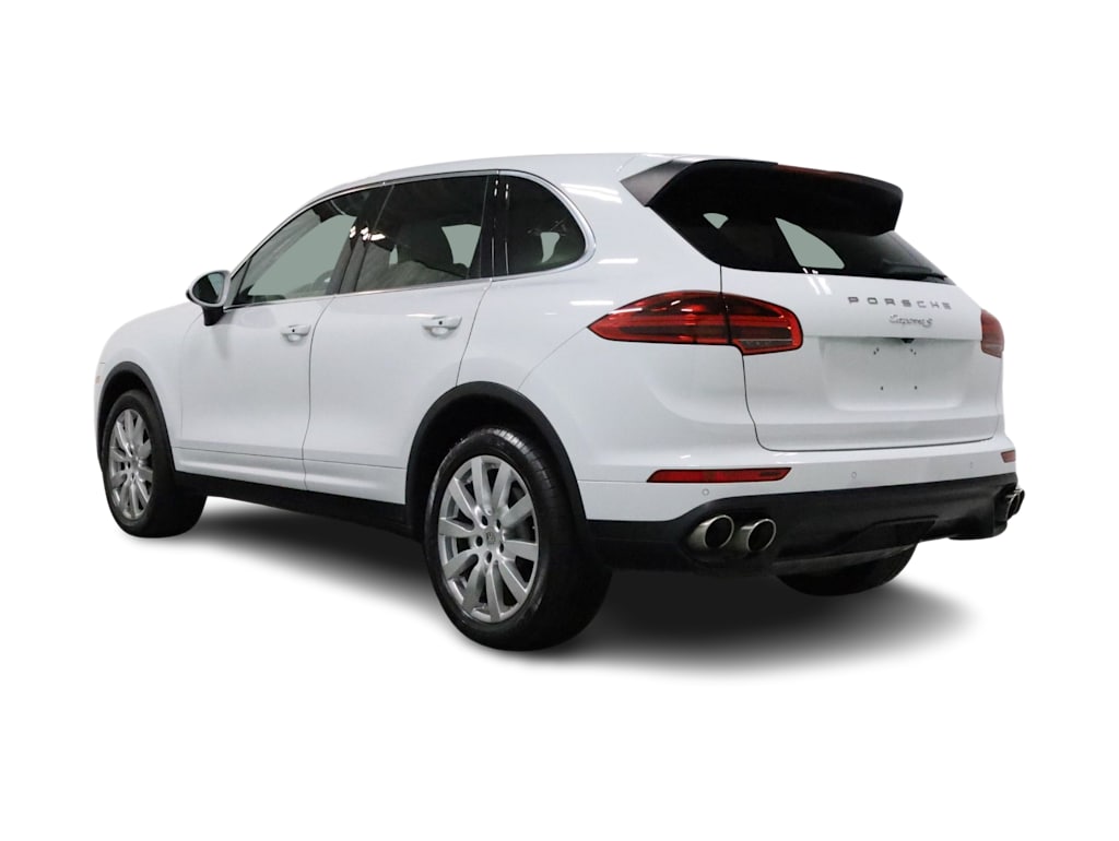 Thumbnail: 2015 Porsche Cayenne - 4