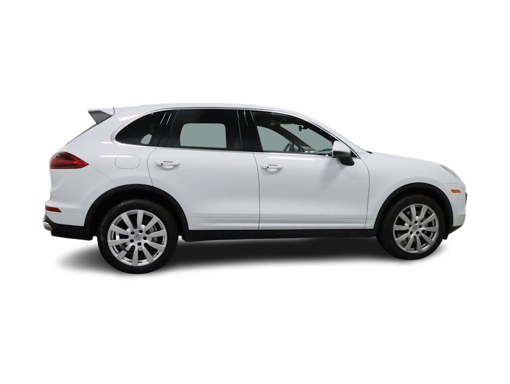 Thumbnail: 2015 Porsche Cayenne - 22