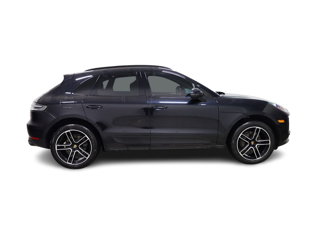Thumbnail: 2020 Porsche Macan - 23