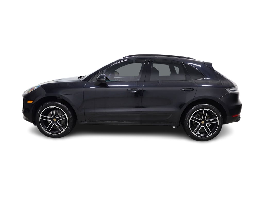 Thumbnail: 2020 Porsche Macan - 3