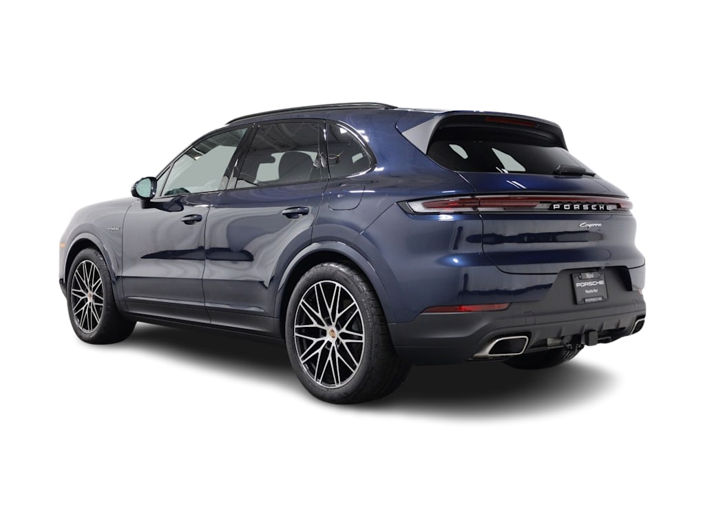 Thumbnail: 2026 Porsche Cayenne - 4