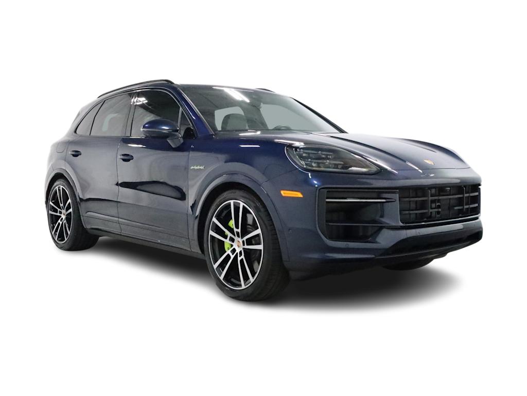 Thumbnail: 2025 Porsche Cayenne - 25