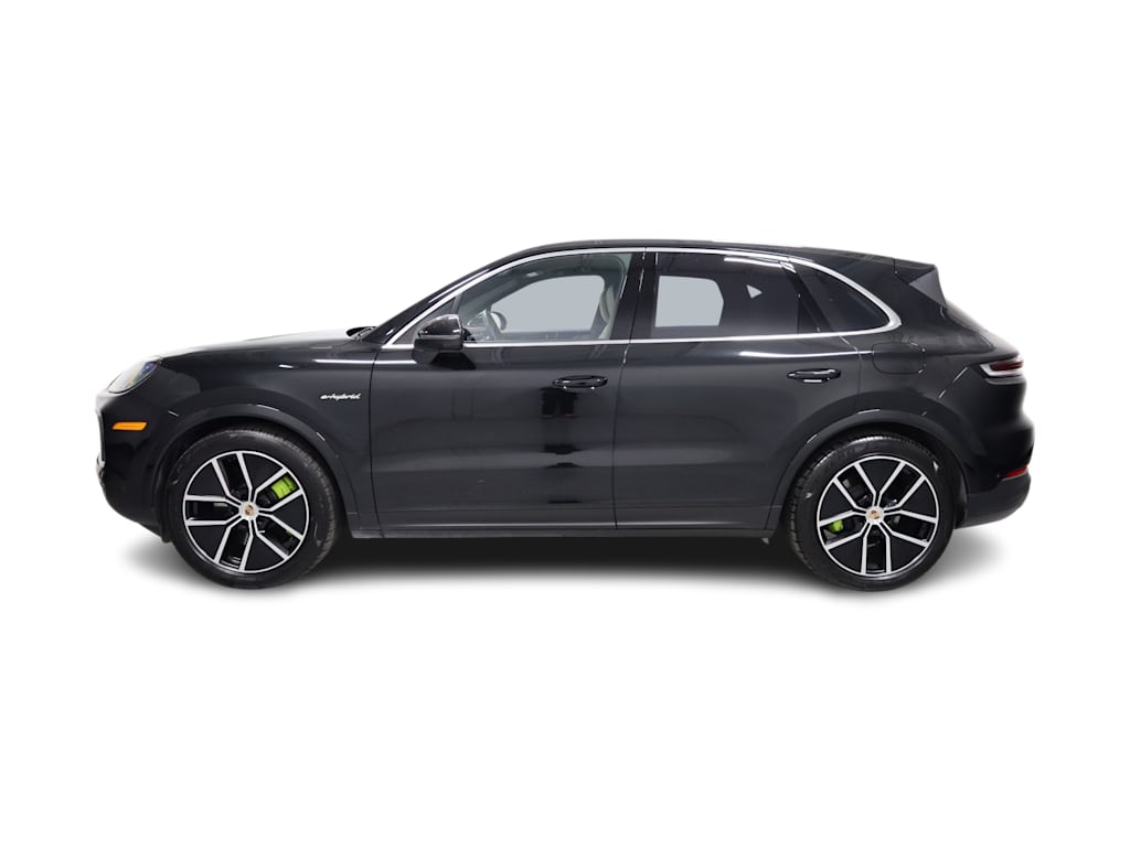 Thumbnail: 2025 Porsche Cayenne - 3