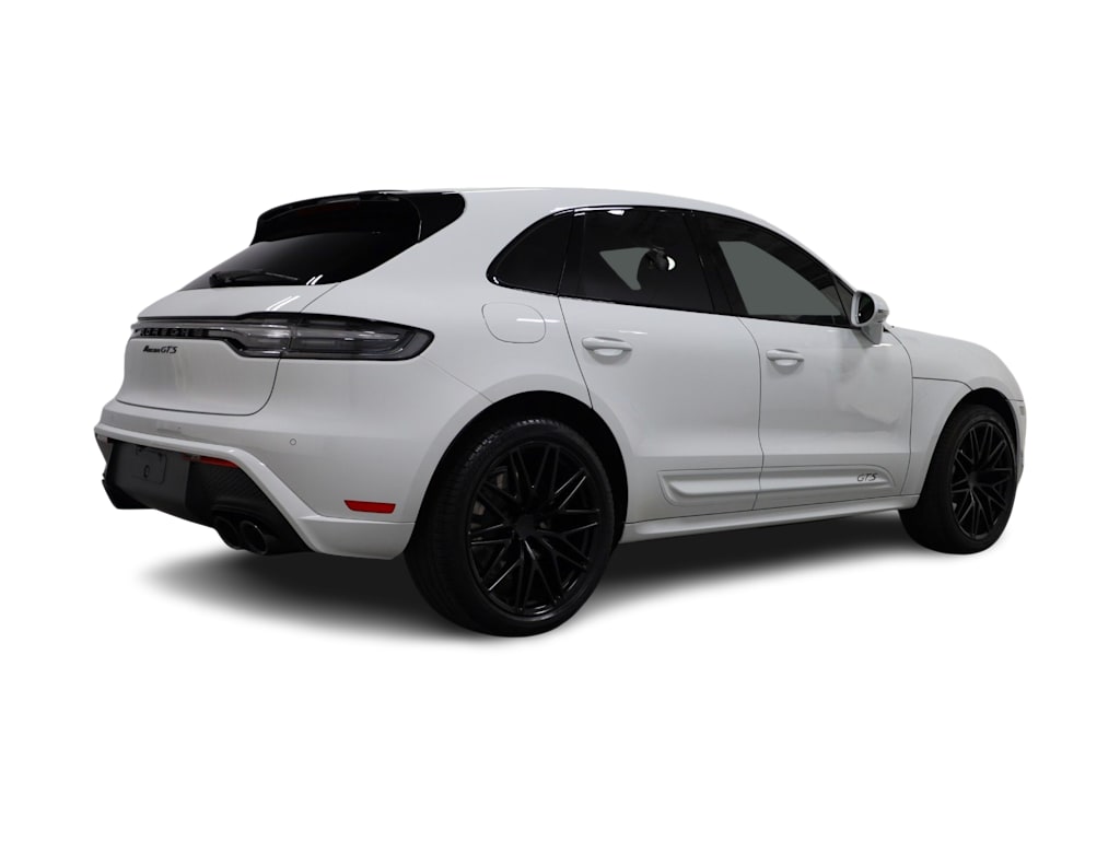 Thumbnail: 2023 Porsche Macan - 21