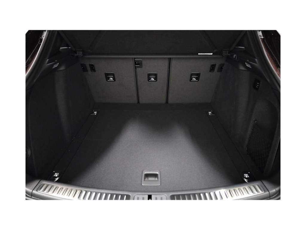 Thumbnail: 2025 Porsche Macan - 18