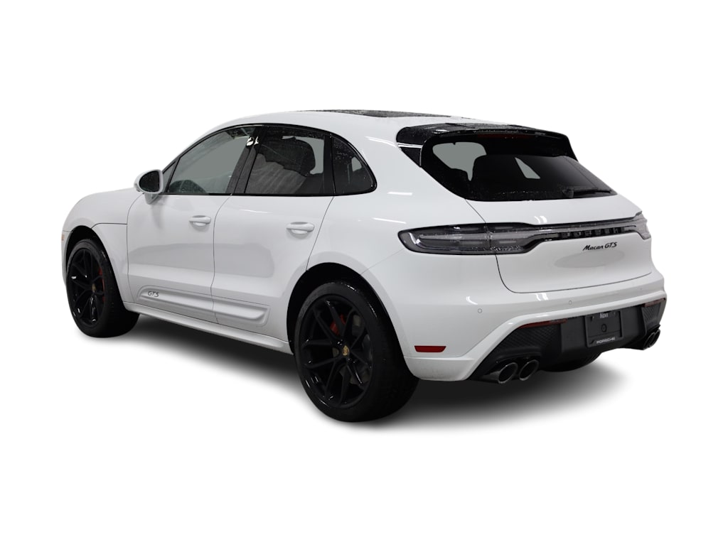 Thumbnail: 2026 Porsche Macan - 4