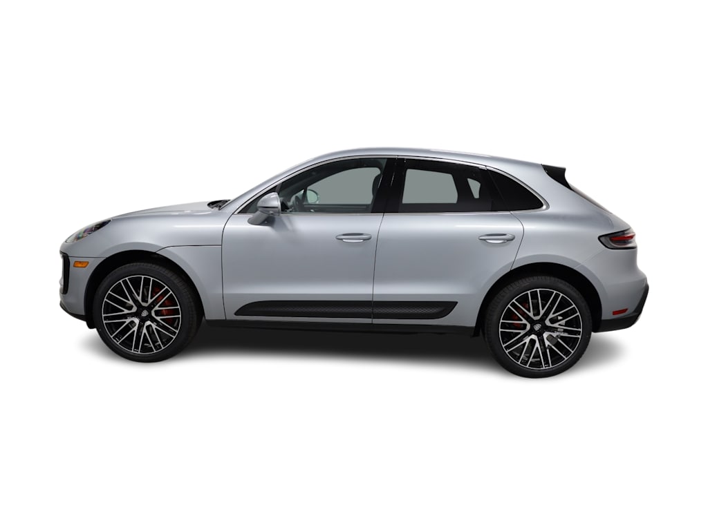 Thumbnail: 2026 Porsche Macan - 3