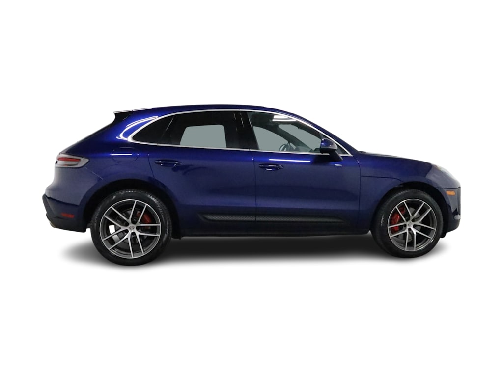 Thumbnail: 2023 Porsche Macan - 23