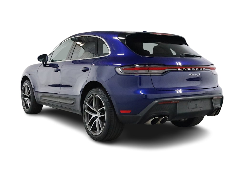 Thumbnail: 2023 Porsche Macan - 4