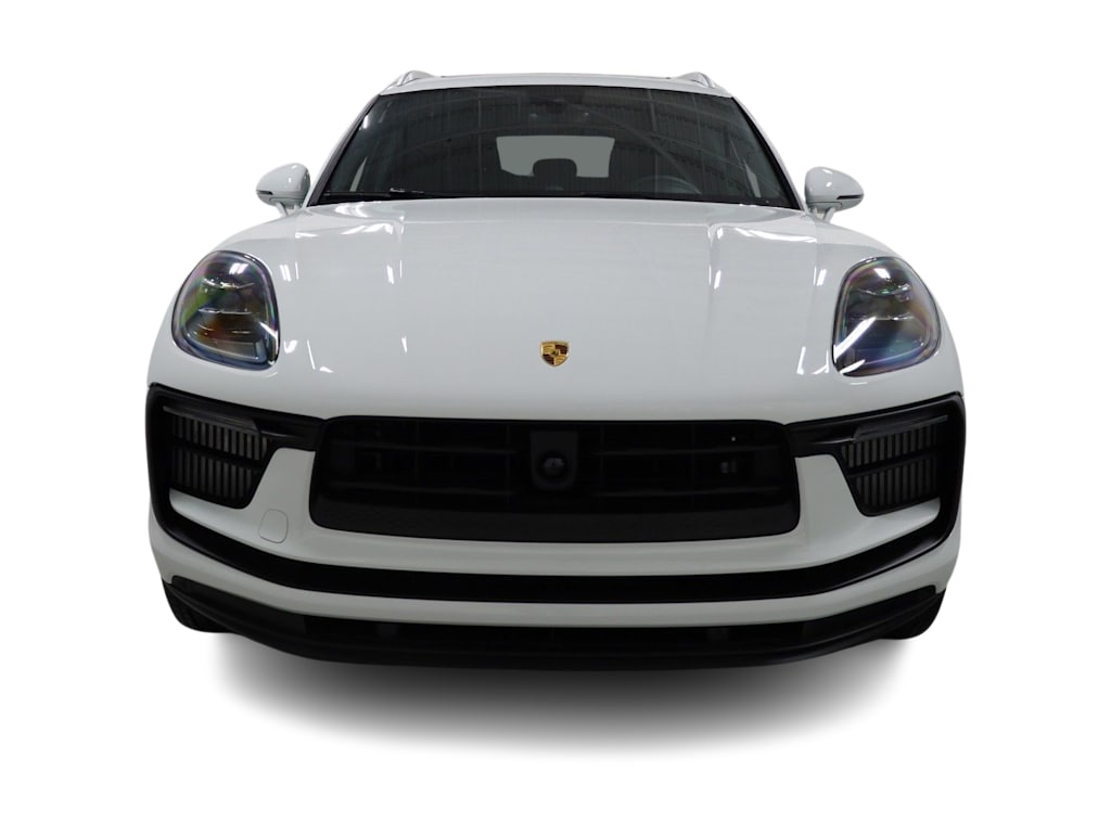 Thumbnail: 2026 Porsche Macan - 25