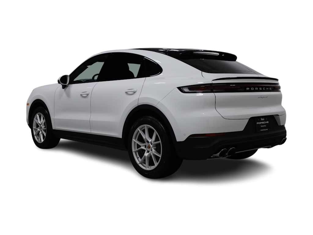Thumbnail: 2026 Porsche Cayenne - 4