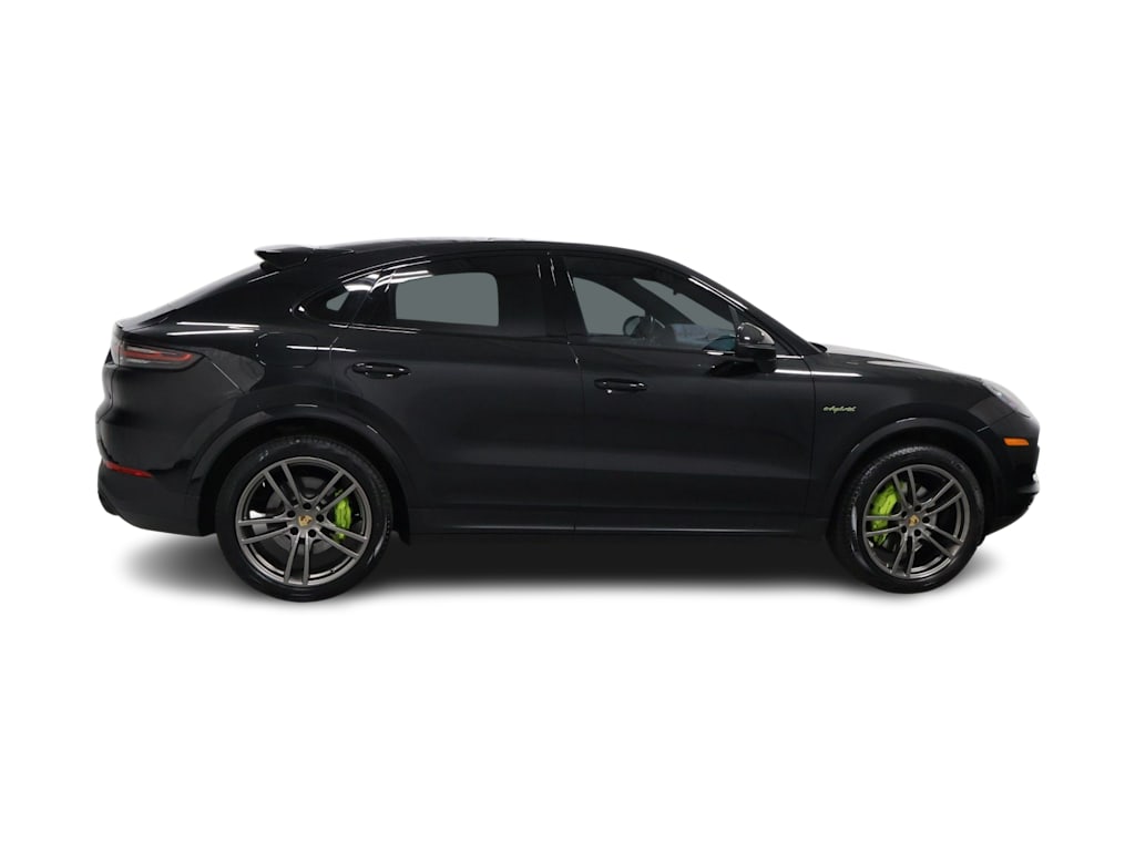 Thumbnail: 2023 Porsche Cayenne - 23