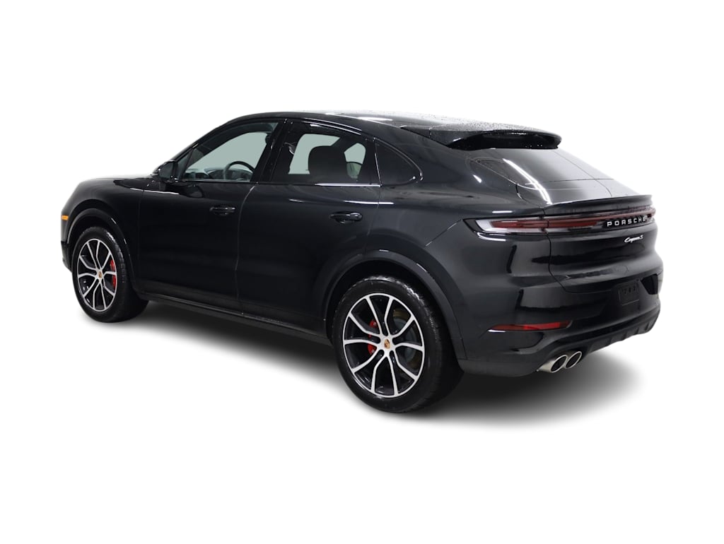 Thumbnail: 2026 Porsche Cayenne - 4