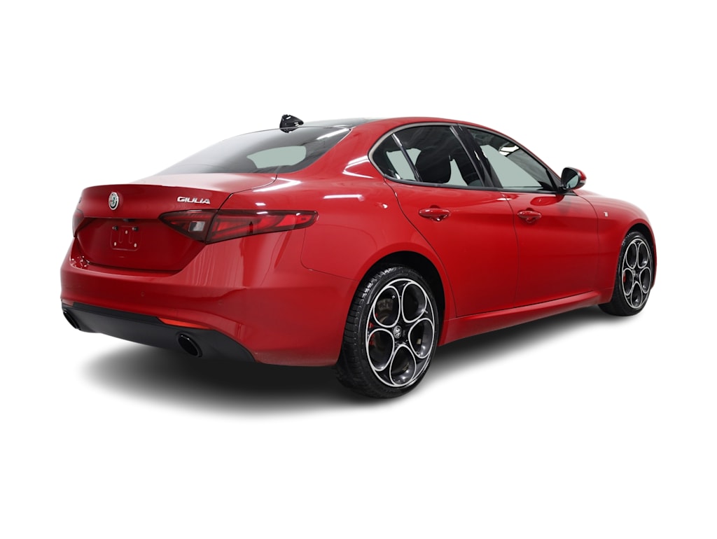 2022 Alfa Romeo Giulia Ti 21