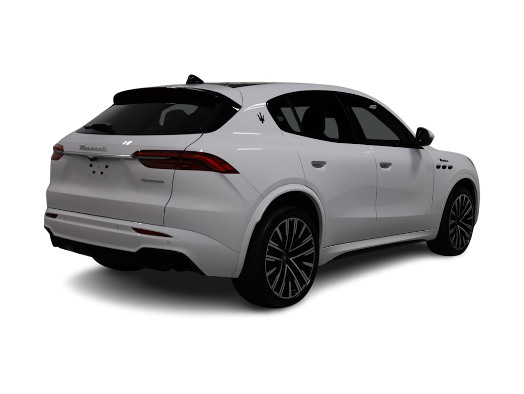 Thumbnail: 2023 Maserati Grecale - 22
