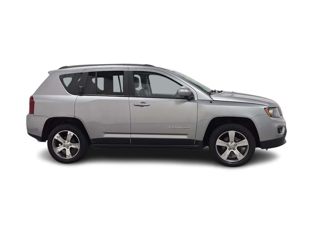 Thumbnail: 2017 Jeep Compass - 23