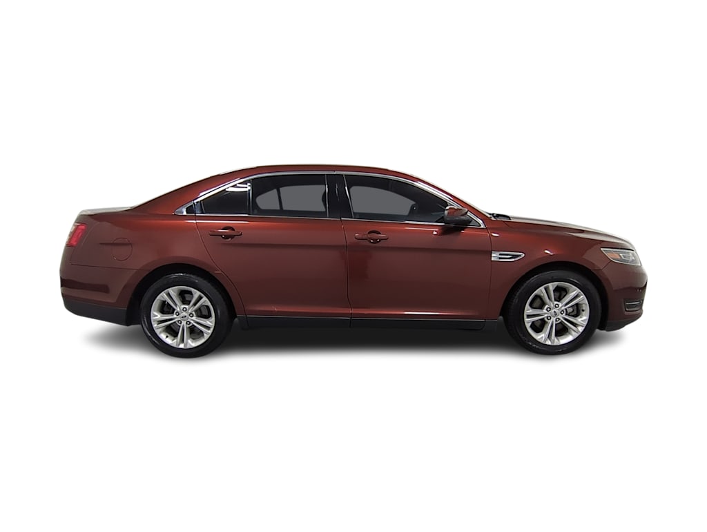 Thumbnail: 2016 Ford Taurus - 23