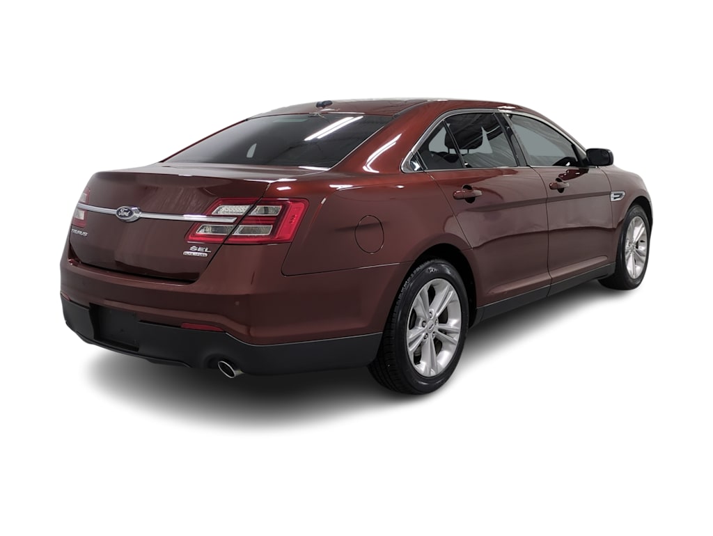 Thumbnail: 2016 Ford Taurus - 22