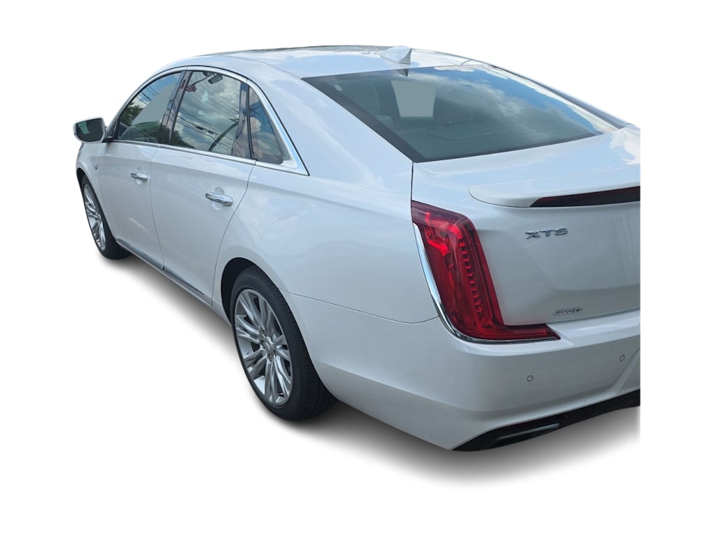 Thumbnail: 2018 Cadillac XTS - 4