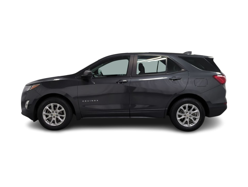 Thumbnail: 2021 Chevrolet Equinox - 3