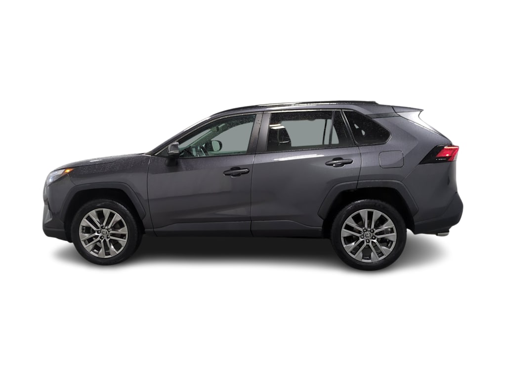 Thumbnail: 2022 Toyota RAV4 - 3
