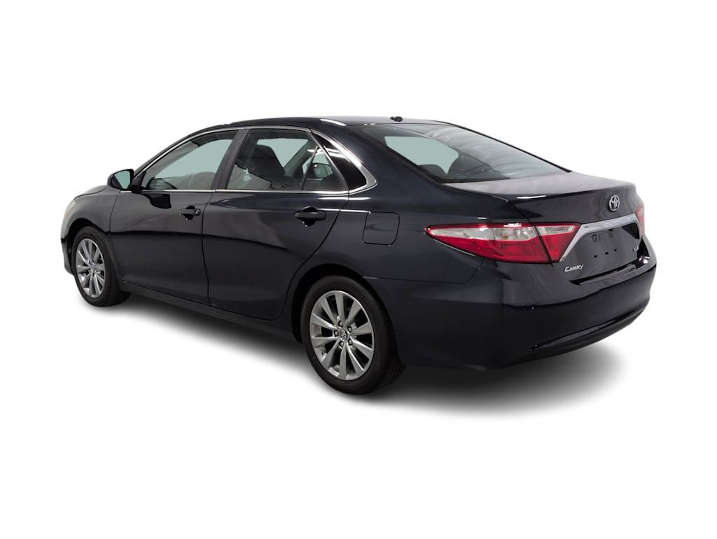 Thumbnail: 2017 Toyota Camry - 4