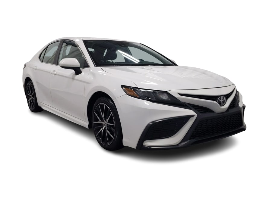 2021 Toyota Camry SE 21