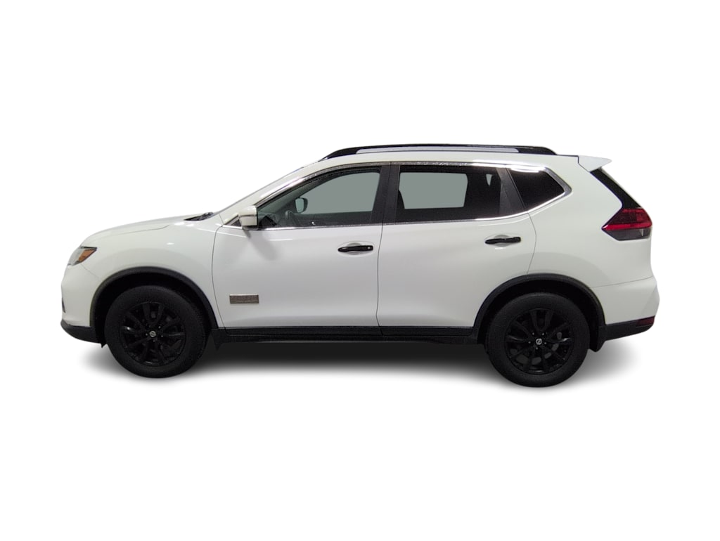 Thumbnail: 2017 Nissan Rogue - 3