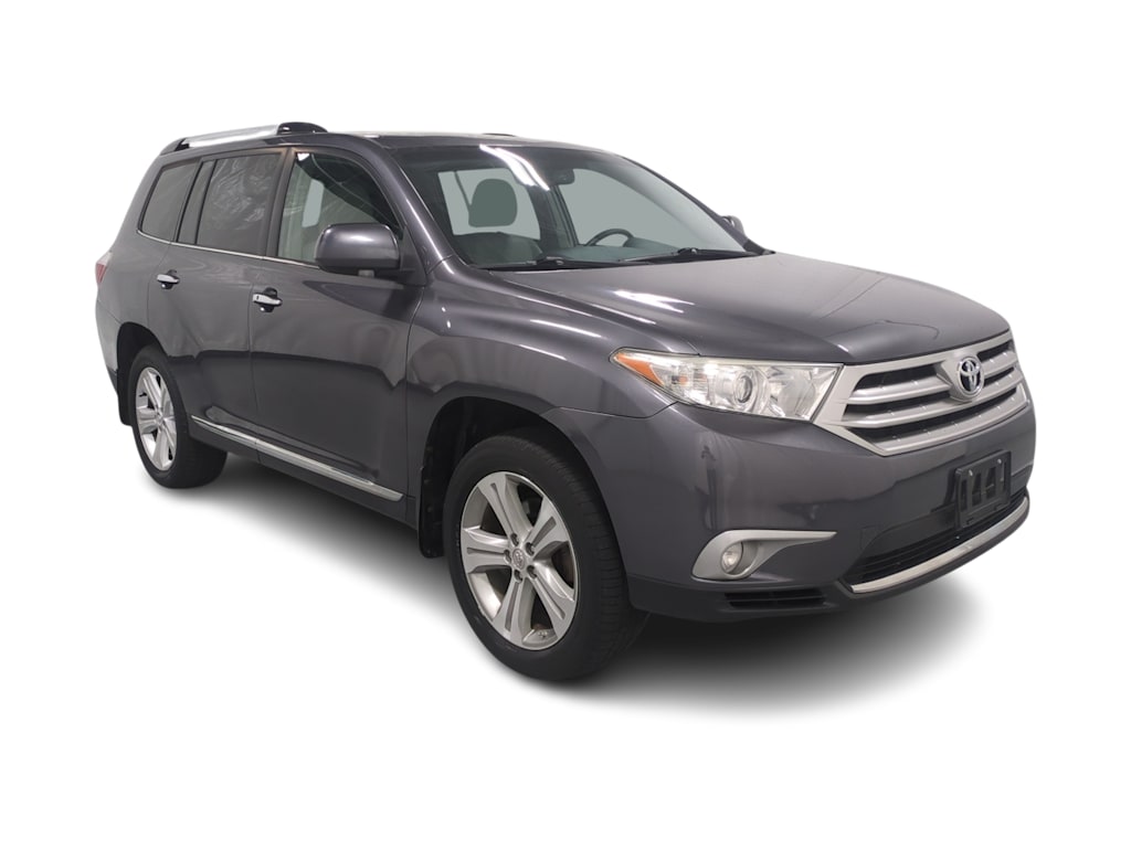 Thumbnail: 2013 Toyota Highlander - 21