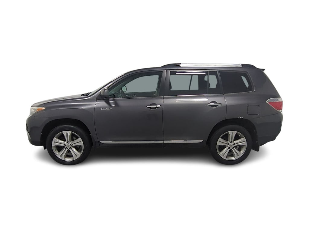 Thumbnail: 2013 Toyota Highlander - 3